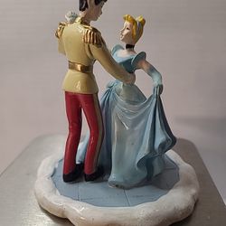 Vintage Disney Lil Classics "Cinderella And Prince Charming" Dancing Figurine 4"