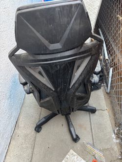 Gaming chair