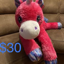 Jumbo Plush Unicorn 🦄 Perfect For Valentines Or A Gift