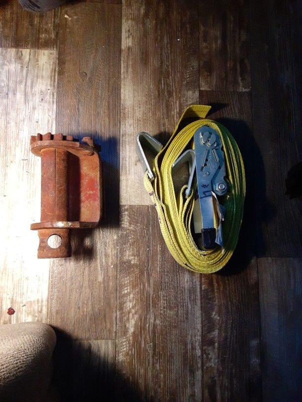 Flatbed Strap and 1 Winch