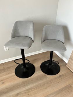 Adjustable velvet counter chairs