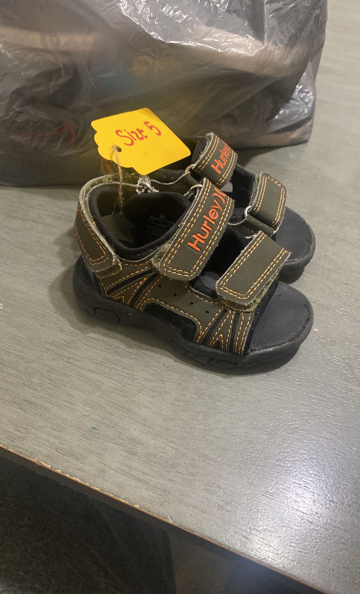 Hurley Sandals Size 5c
