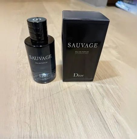 DIOR - Sauvage Eau De Parfume