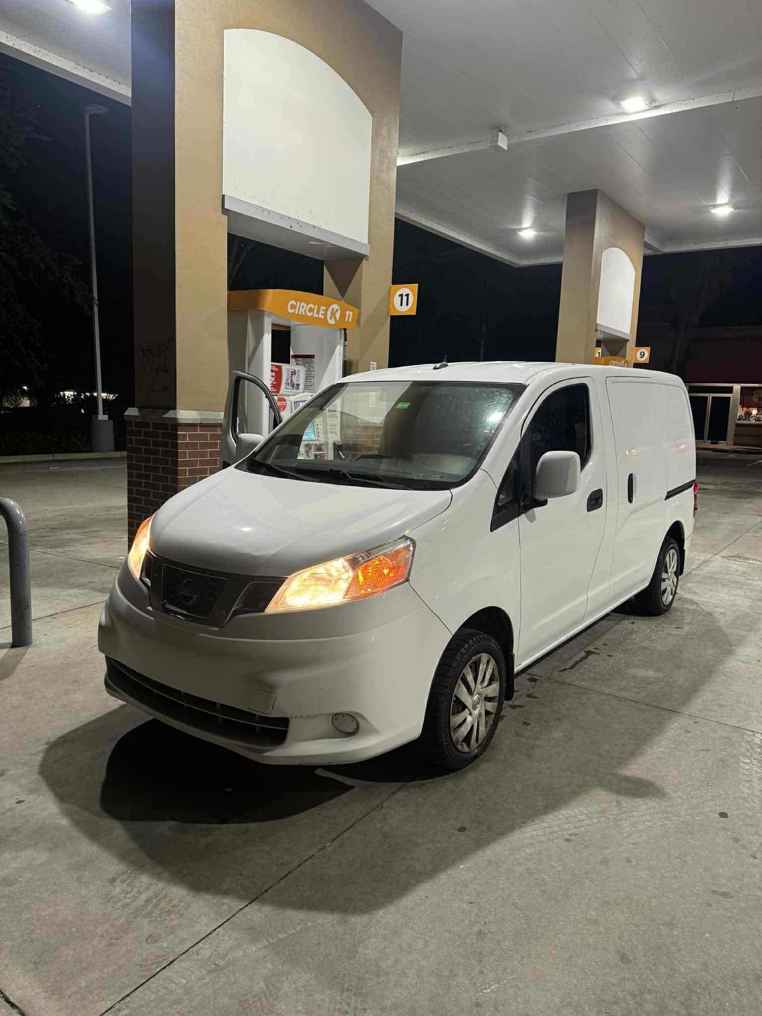 2016 Nissan Nv200