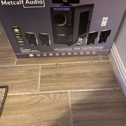 Metcalf Audio LR-90 Home Theatre System