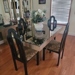 Estate SALE!! All Must Sell, FURNITURE, Glassware