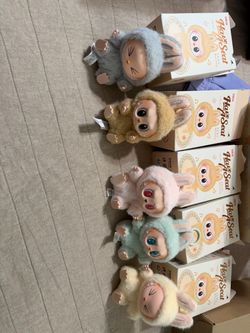 Labubu Happy