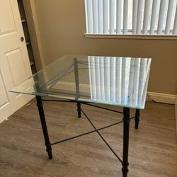 Glass Dinner Table 