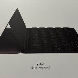 IPad Smart Keyboard 