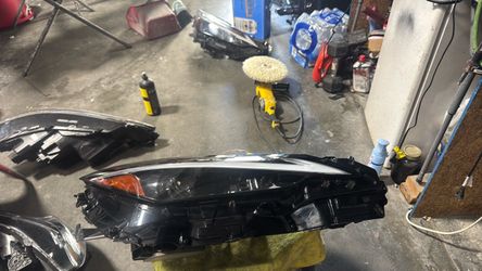 2023 2026 Lexus is250 RIGHT headlight