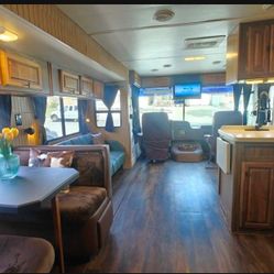 Monaco La Palma RV Excellent Condition 