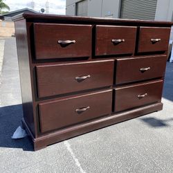 New 7 Drawer Dresser