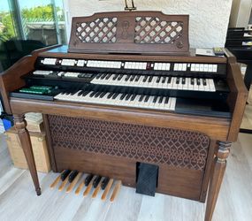 Wurlitzer Organ