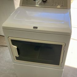 #64 Maytag Bravos Electric Dryer 