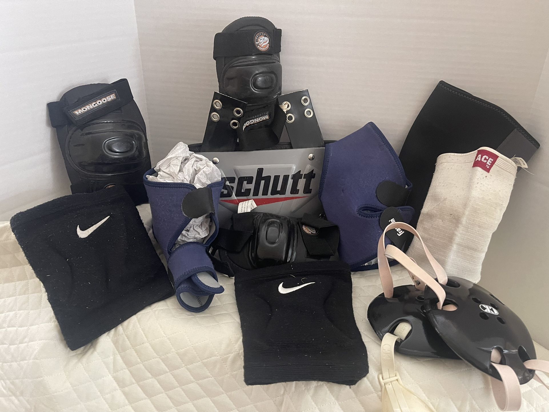 Variety Brand Box 11 Sporting Gear Support & Bracing Body Parts Slightly Used