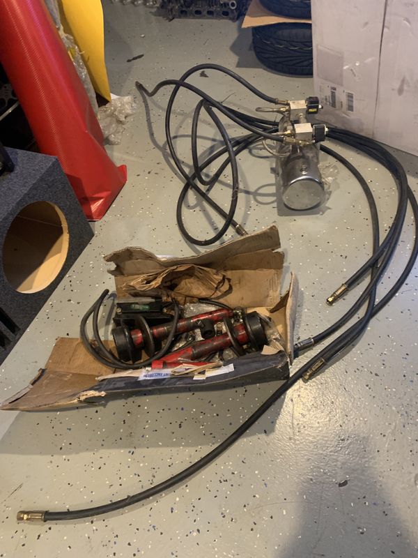 Hydraulic set up universal s10 cutlass lowrider minitruck lowered and