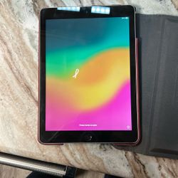 iPad 6th Gen Silver 32 GB