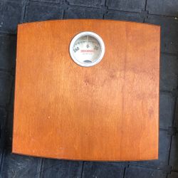 Old Wood German Scale Made By SOEHNLE
