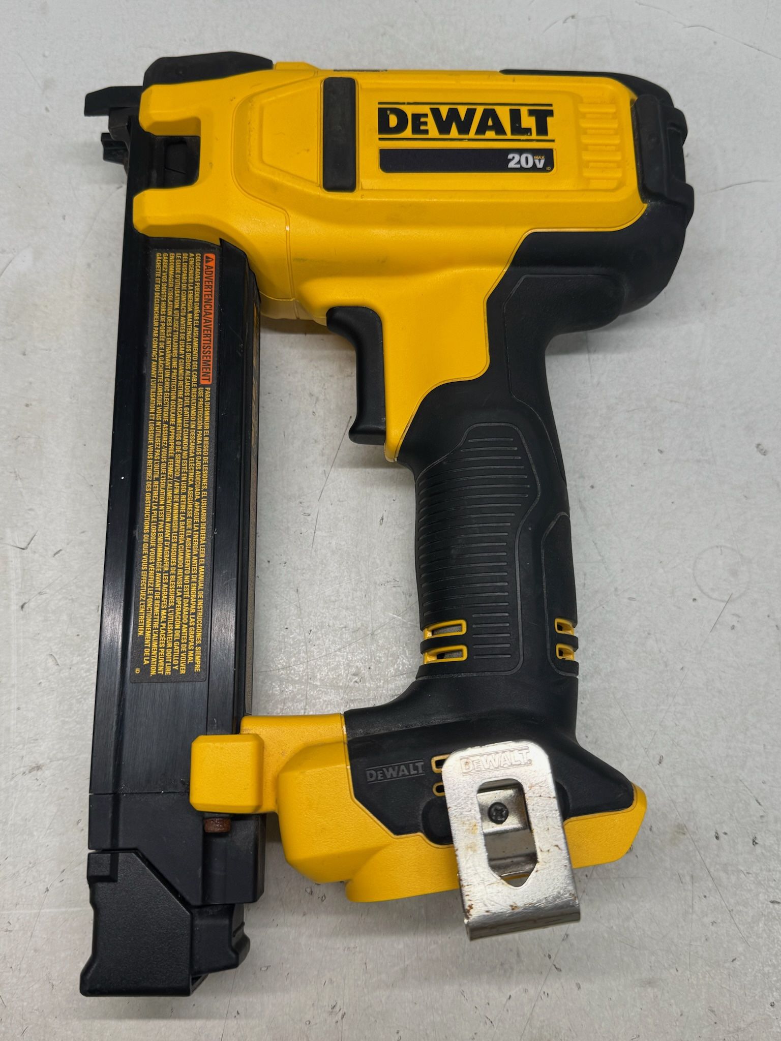 DEWALT DCN701 20V Max Cordless Cable Stapler (Tool Only)