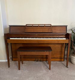 Consolla Upright Piano