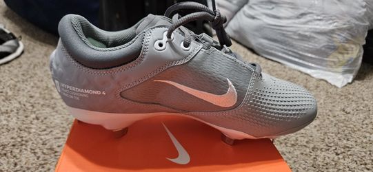Nike Womens Softball Metal Cleats