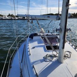 Irwin Yachts 30ft Sailboat