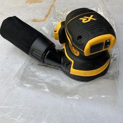 DEWALT 20v XR RANDOM ORBIT PALM SANDER 