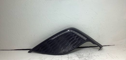 2021 2024 Toyota Camry left fog light (1B)