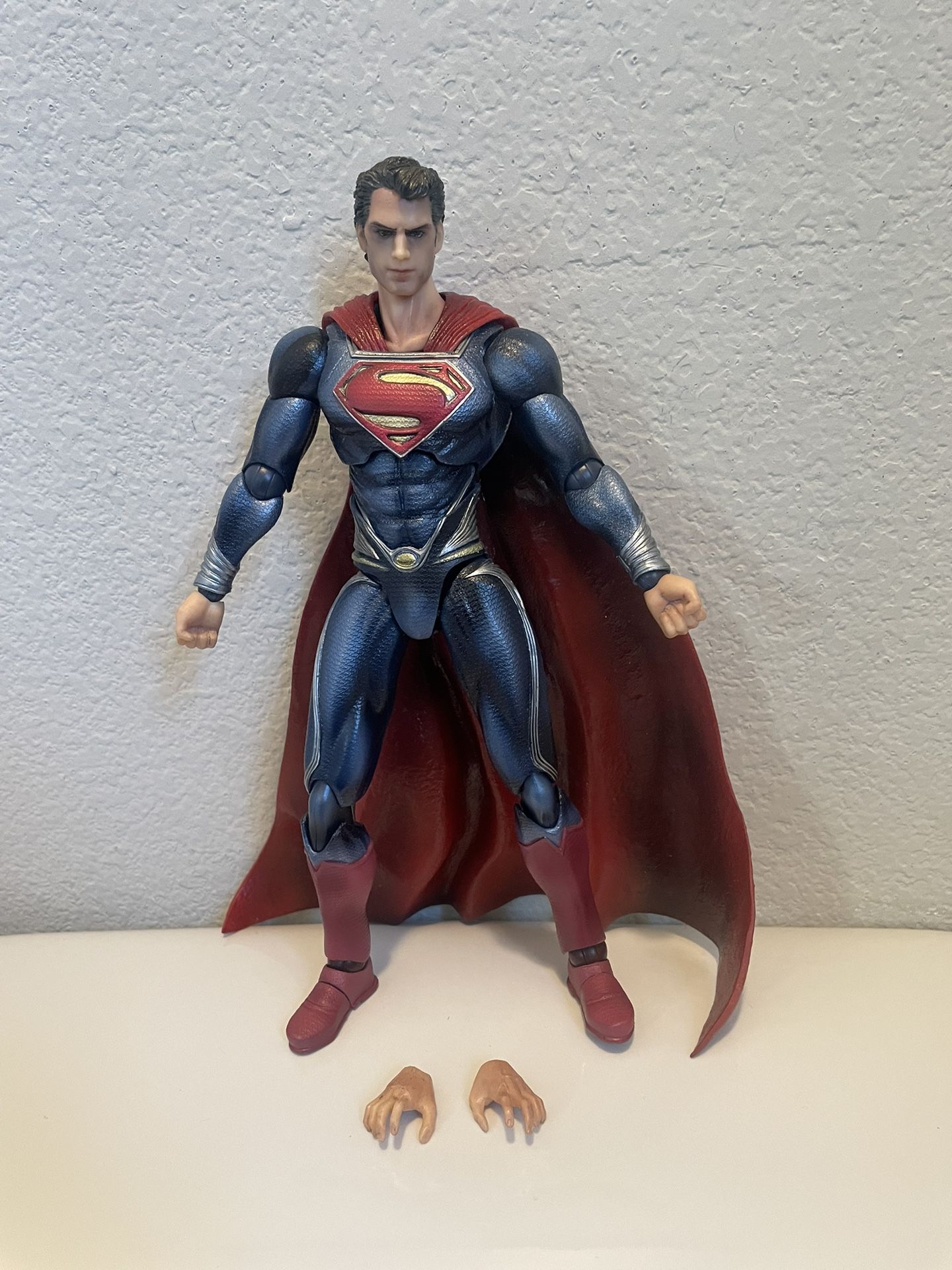 Play Arts Kai Superman 