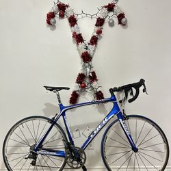 Trek Madone 4.7 | 58CM | Road Bike