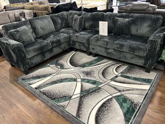 2PC Reversible Sectional in charcoal