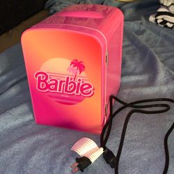 Barbie Style Mini Fridge 