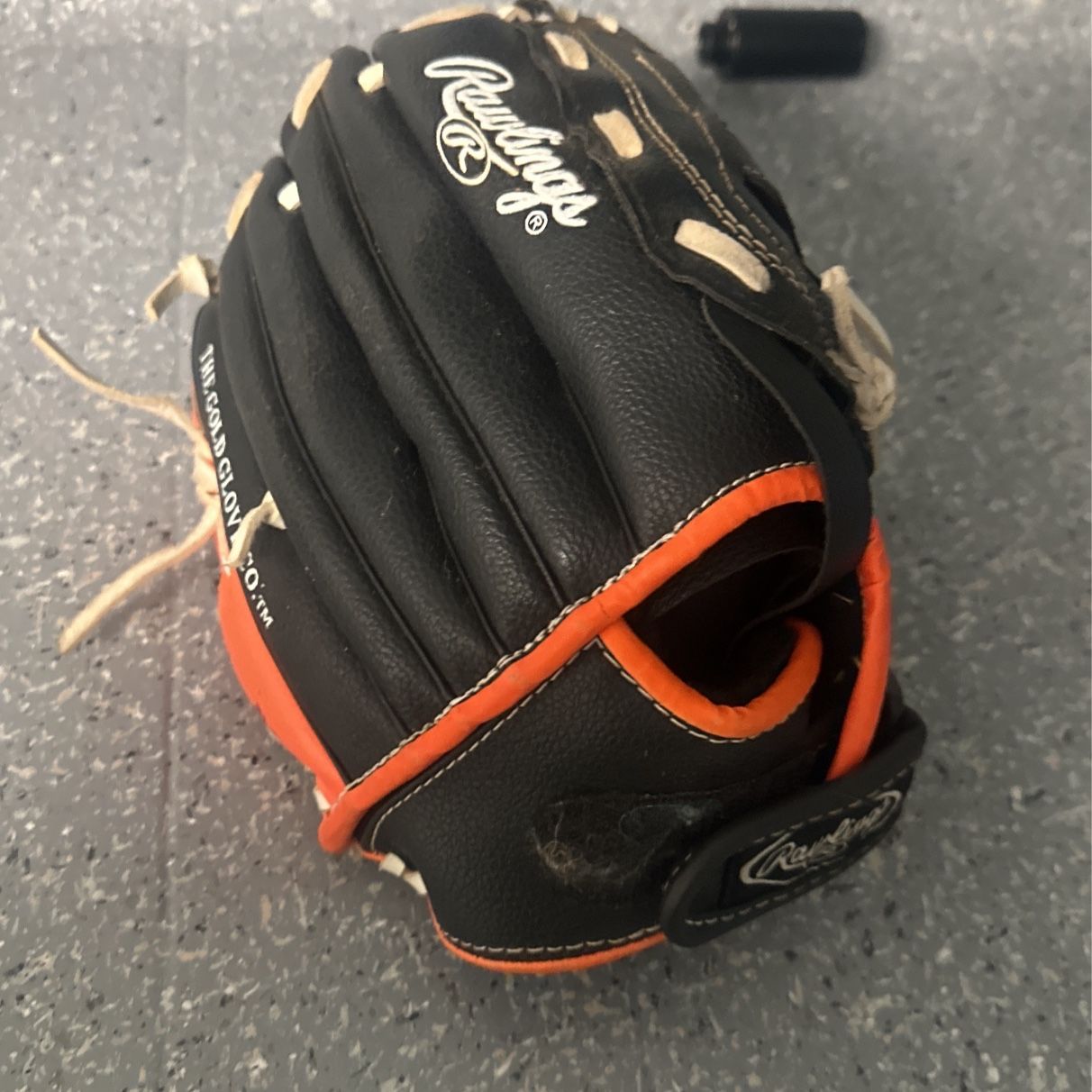 Rawlings Glove Baseball 10 1/2 Inch for Sale in Anaheim, CA - OfferUp