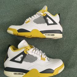 Jordan 4