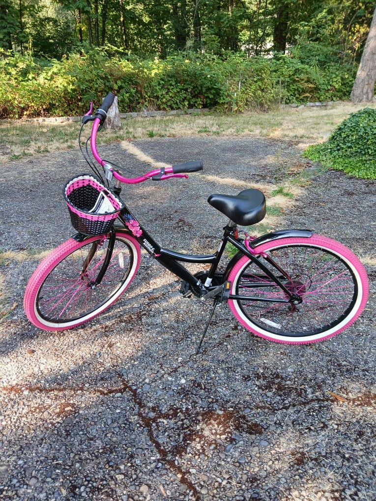 Ladies 7 Speed 26" Cruiser - Susan G Komen Special Edition