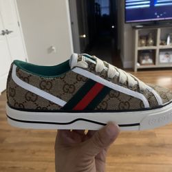 Gucci Sneakers