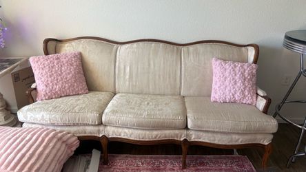 Couch 7ft
