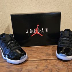 (Brand New/DS) Jordan 11 Low Space Jam  // Size 11.5