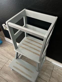 Wooden toddler learning / kitchen tower