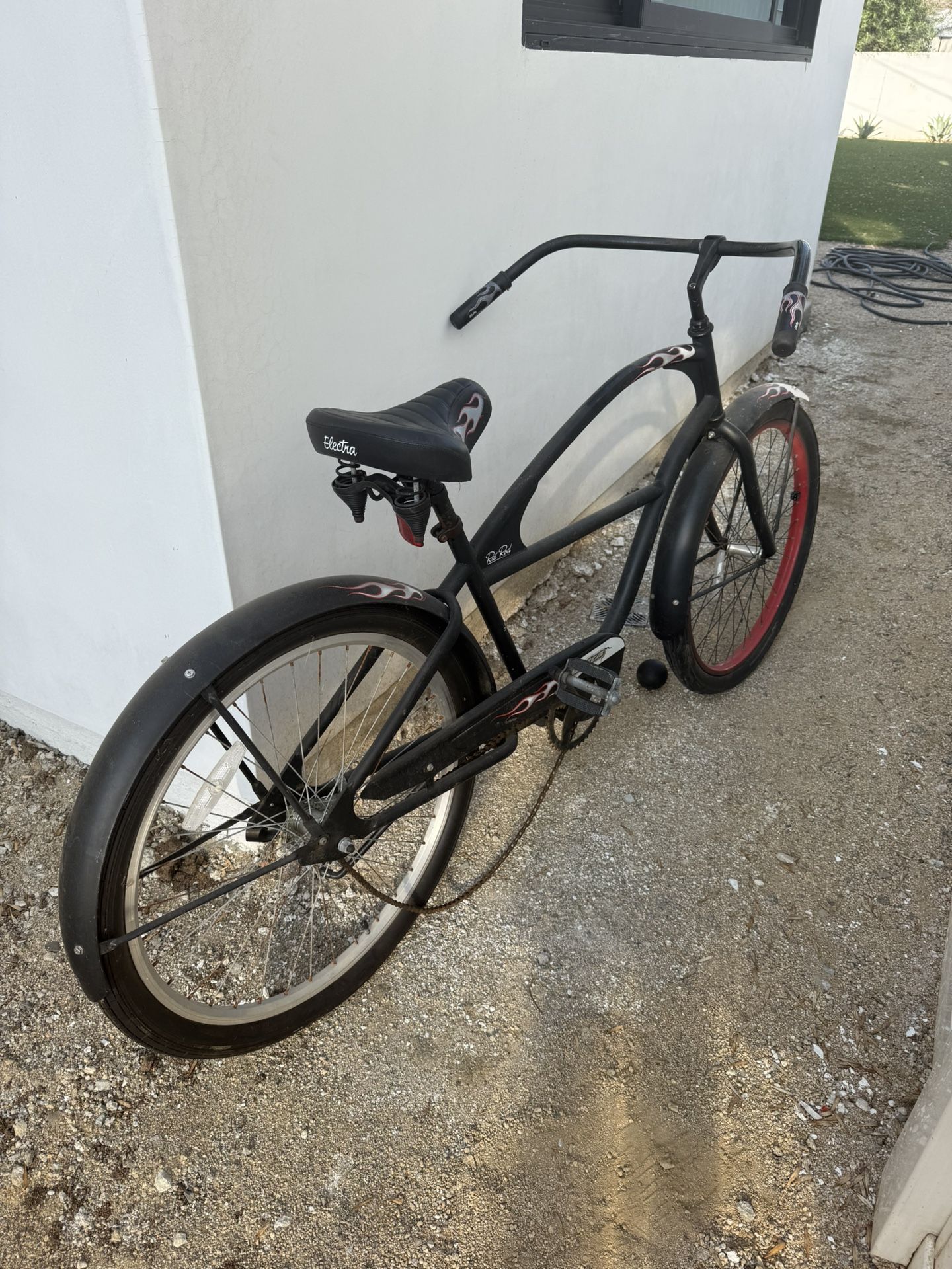 Electra Bikes 26” Rat Rod Cruiser Bike - Needs Some Work