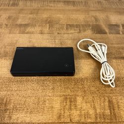 Nintendo DSi Game Console - Onyx Black - Tested Works