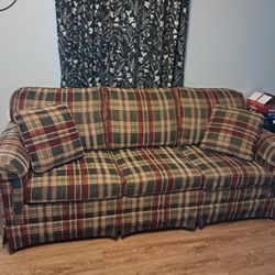 Pull Out Couch 