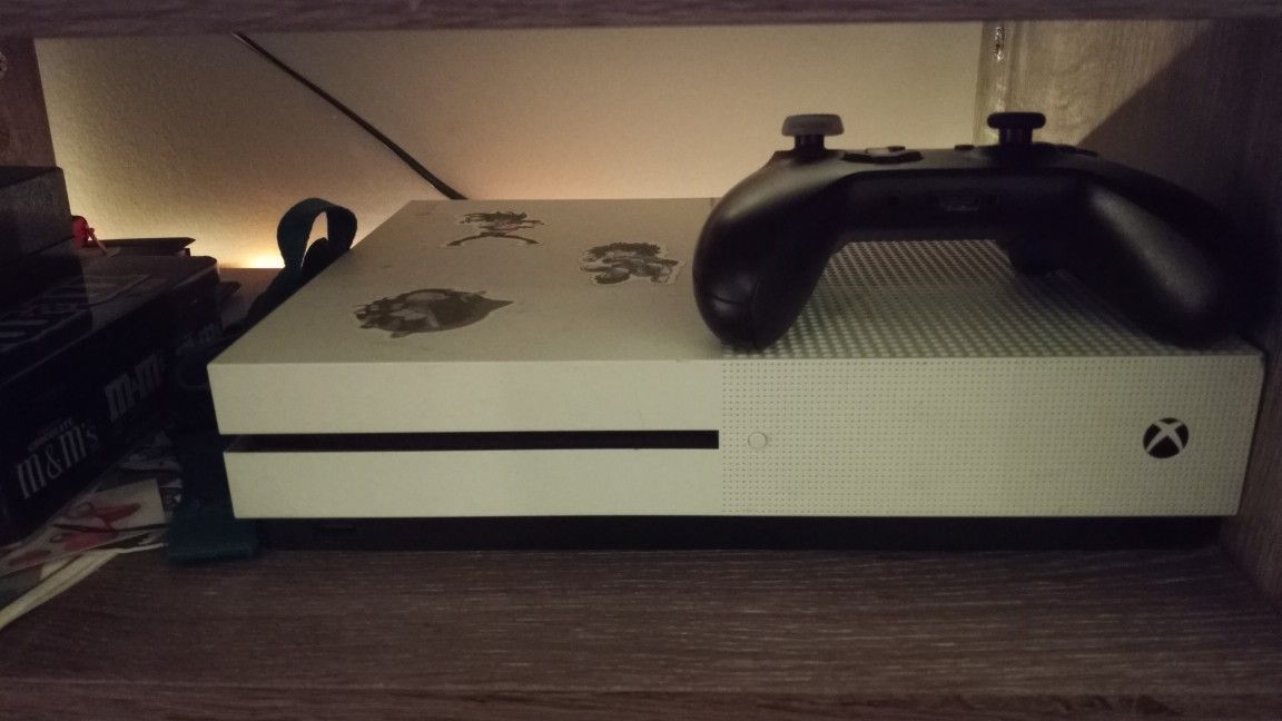 Xbox One S 1TB