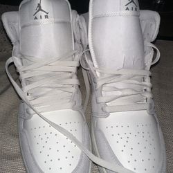 Air Jordan 1 Mid Se