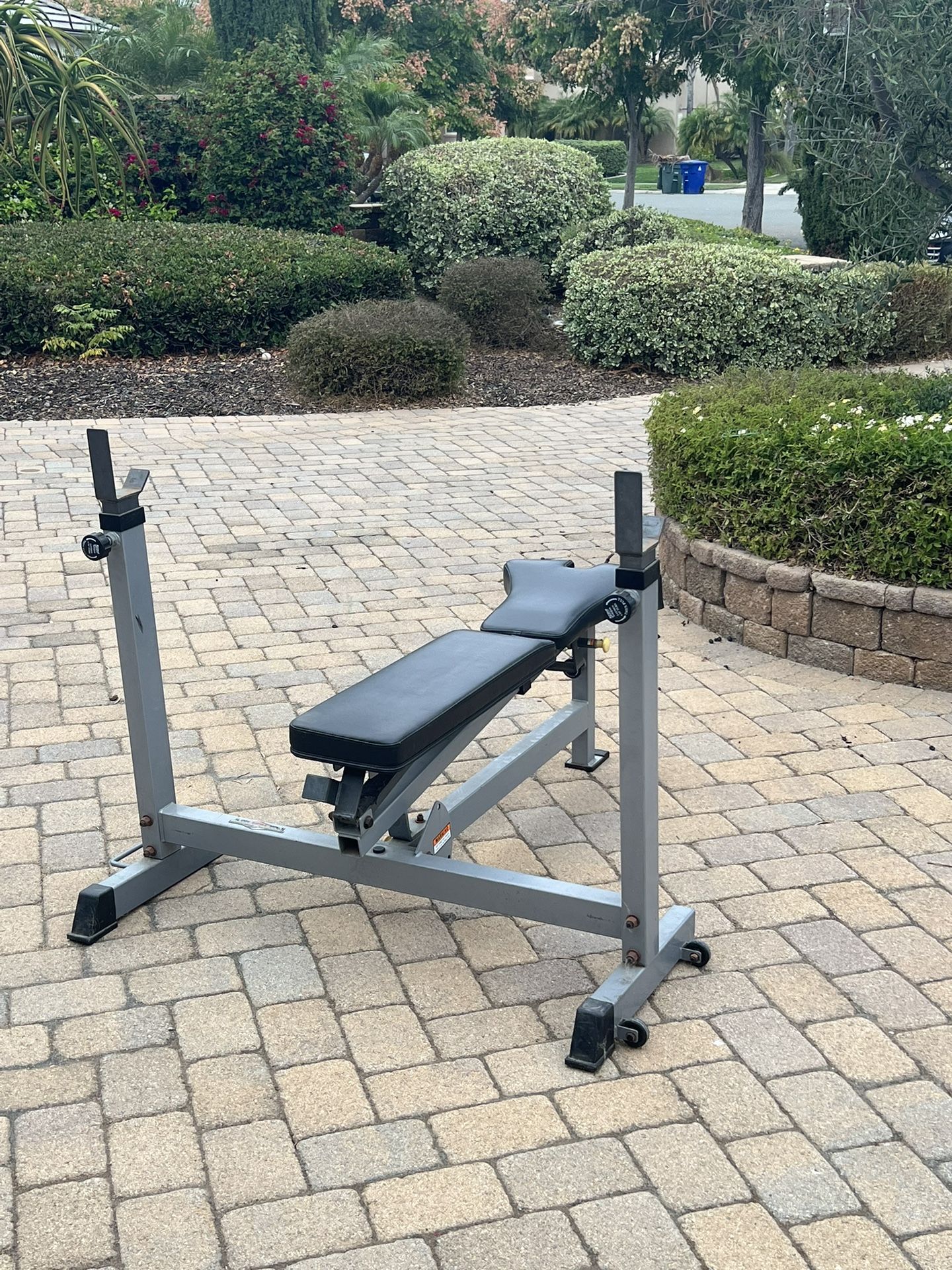 Tuff Stuff bench press bench