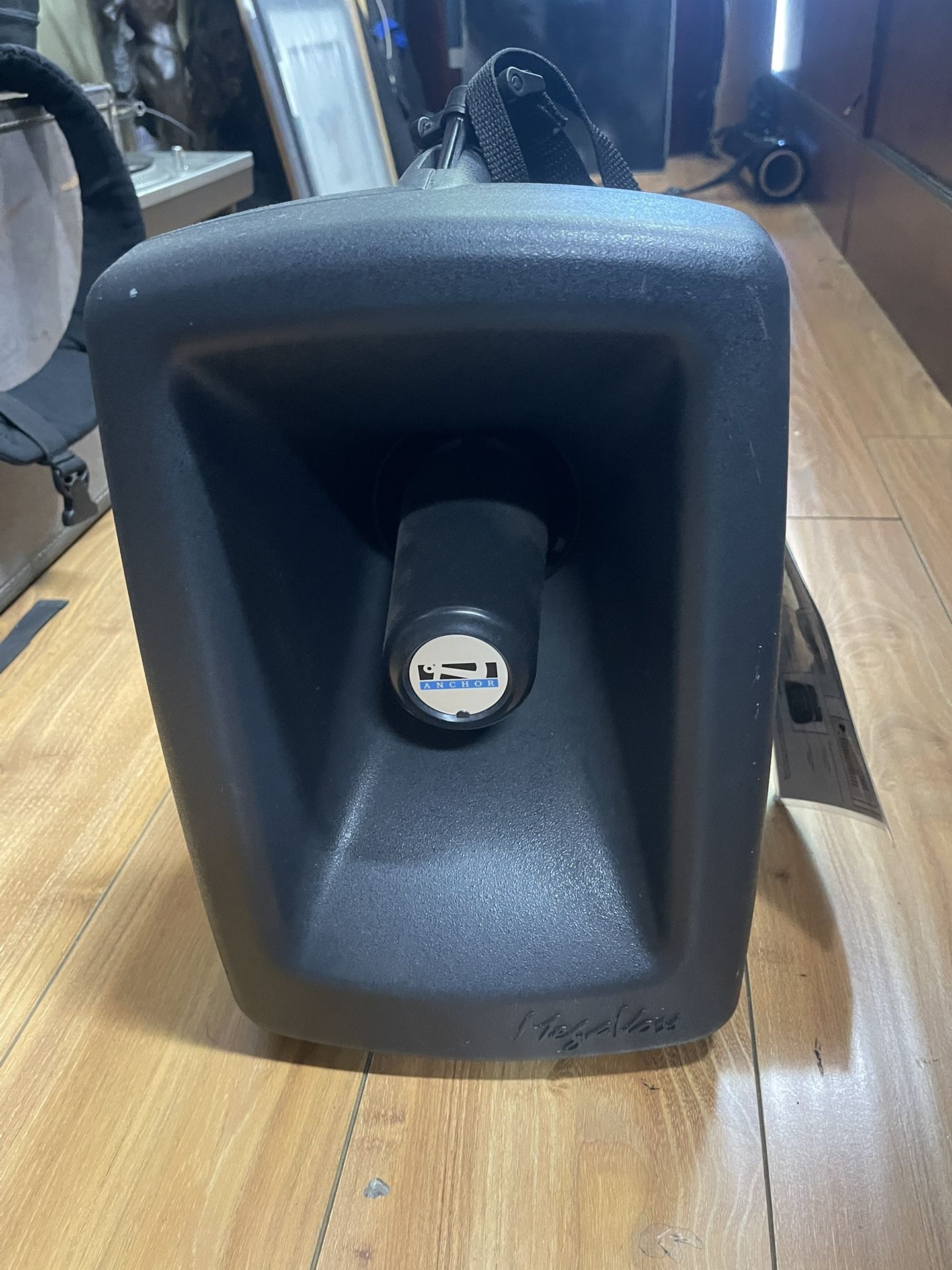 Anchor Pro Audio Megavox speaker