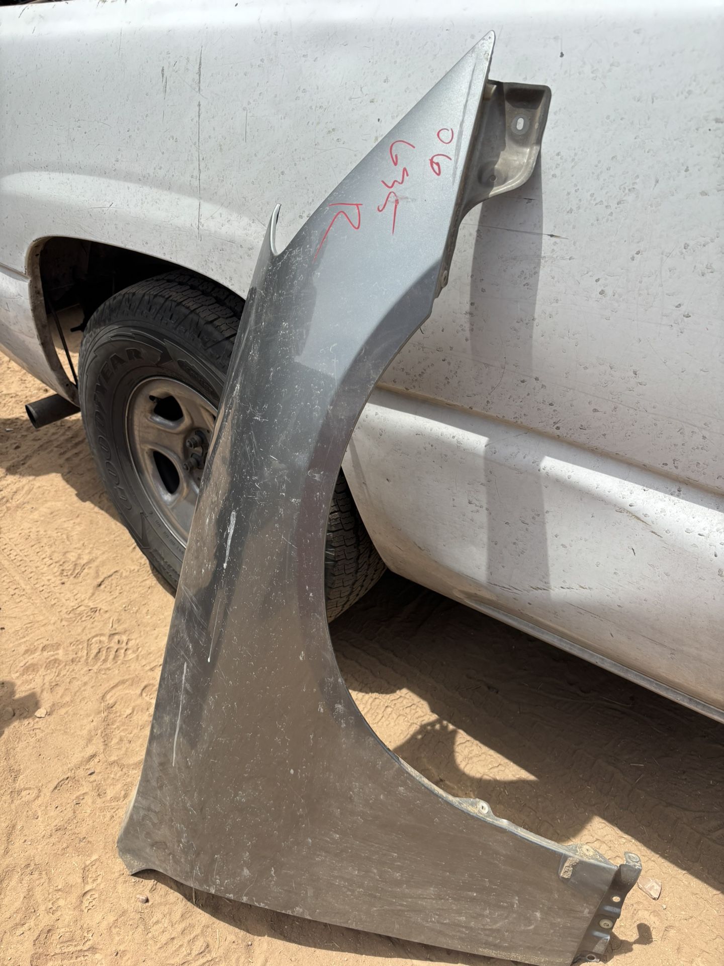 2006 Infinity G35 Fender