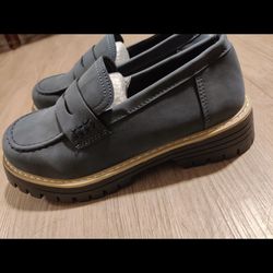 Navy Blue Cushioned Slip On Loafers Platform Size 7