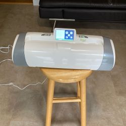 Cricut Expression 2 Cutting Machine, CREX002, /w Power Supply Only