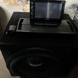Car System Solo Box Sundown 12” Power Acoustik Amp And Pioneer Double Din